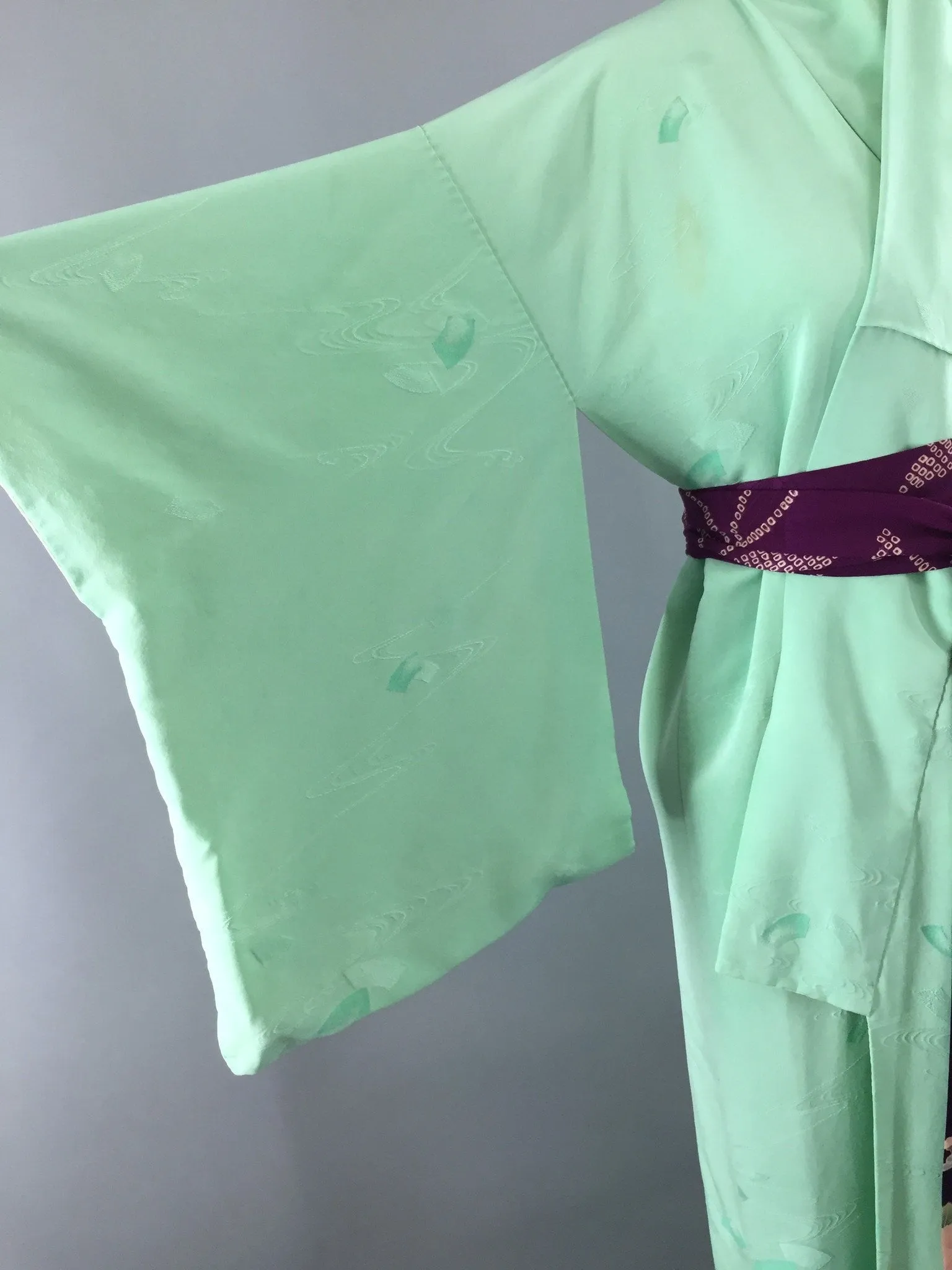 1950s Vintage Silk Kimono Robe in Mint Green