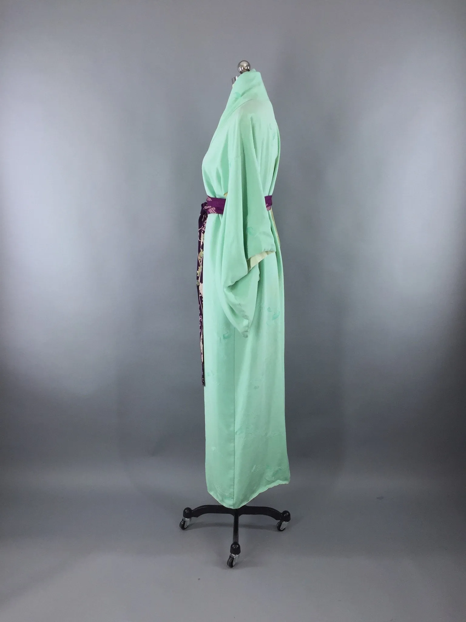 1950s Vintage Silk Kimono Robe in Mint Green