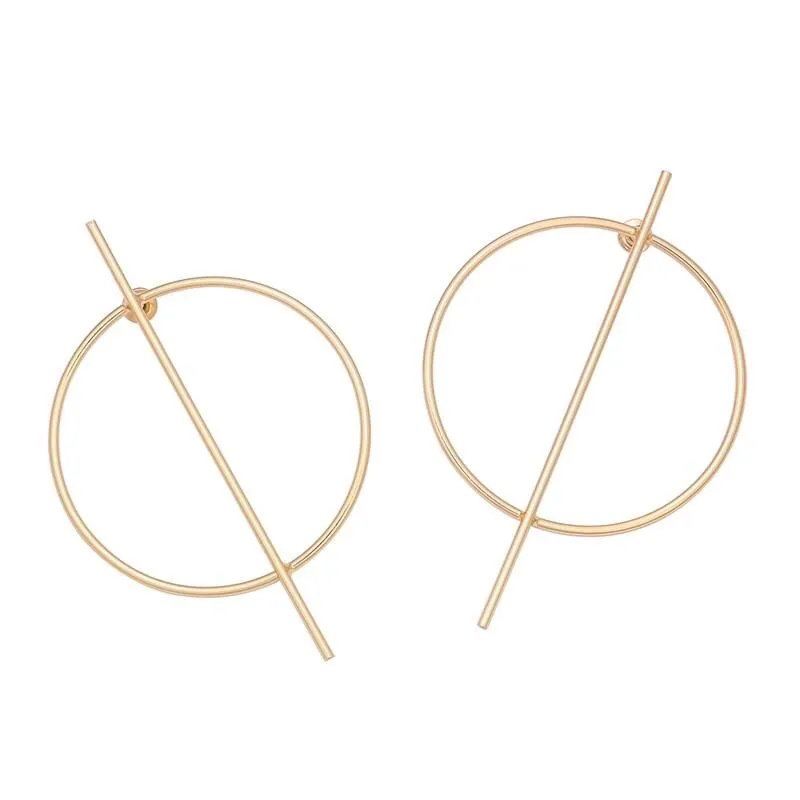 Alex Bar Earring