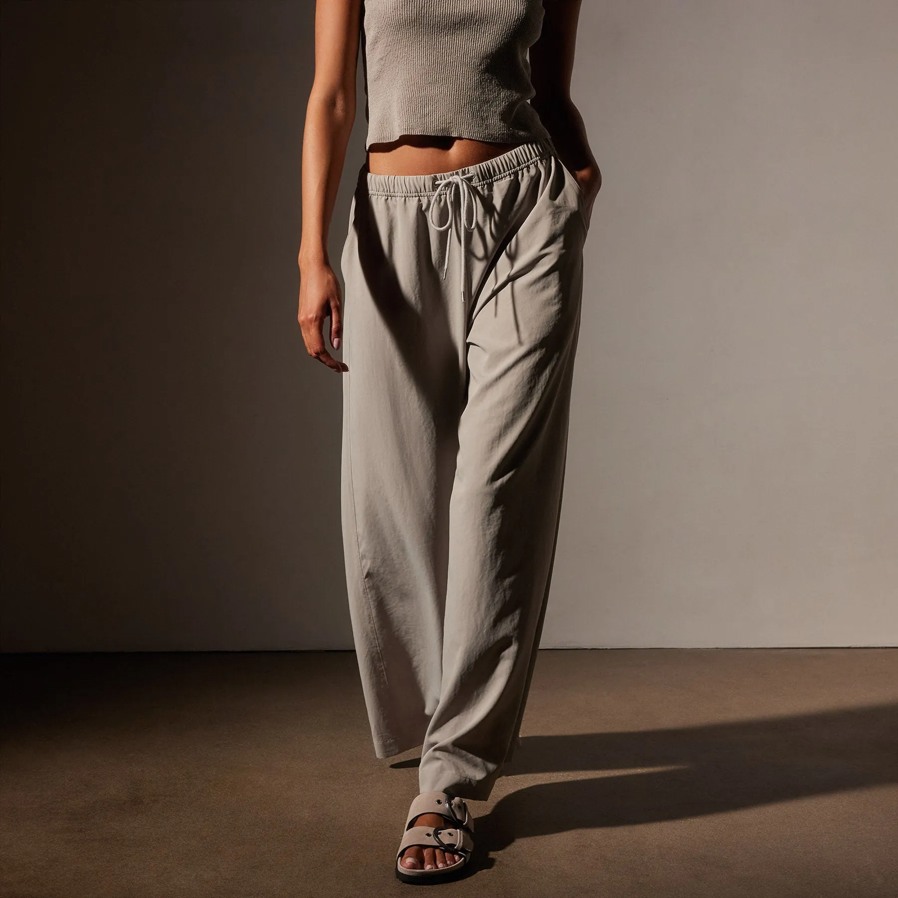 Lightweight Matte Sateen Wide Leg Pant - Mineral