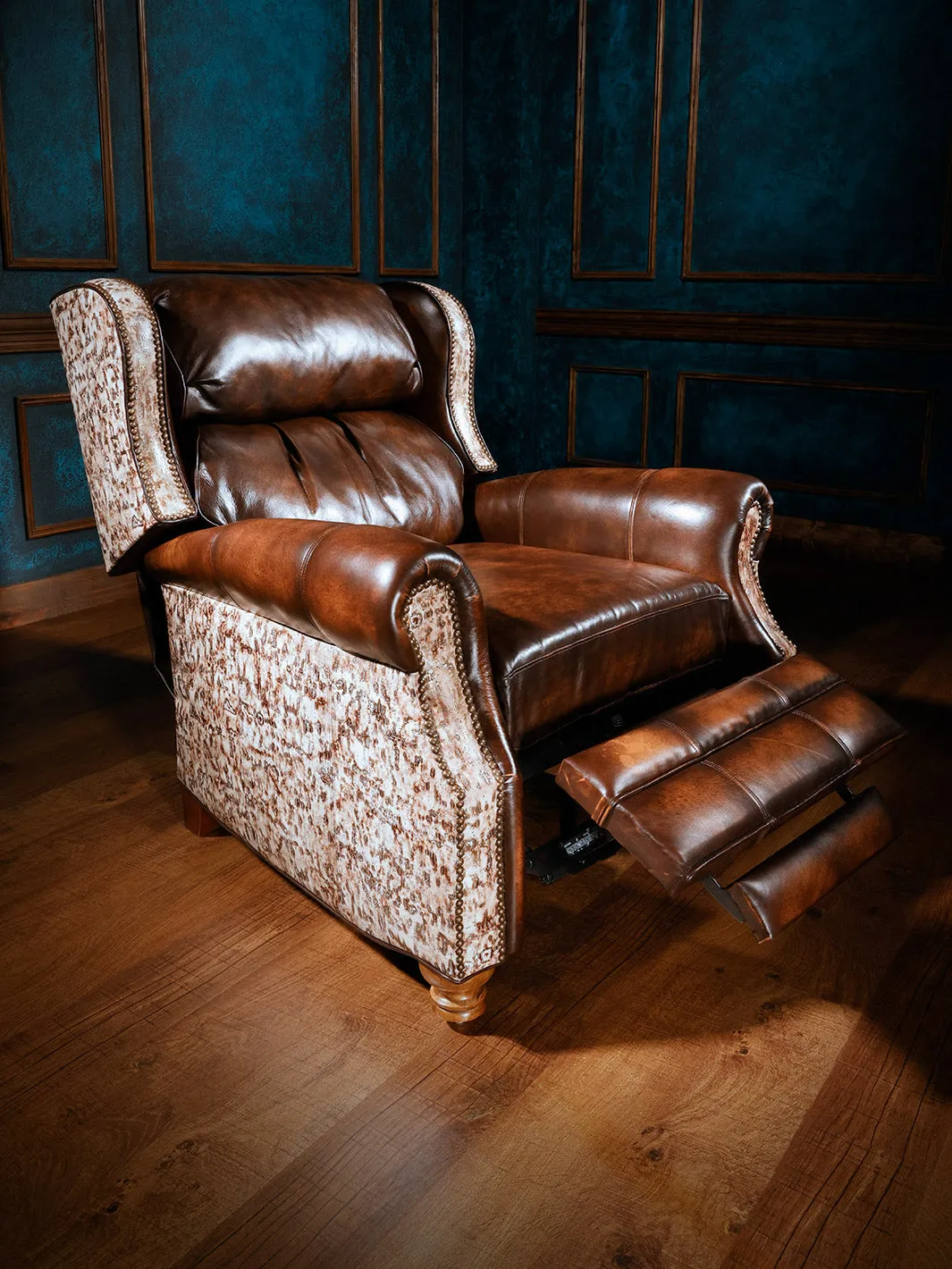 Lucky Strike Western Leather Recliner