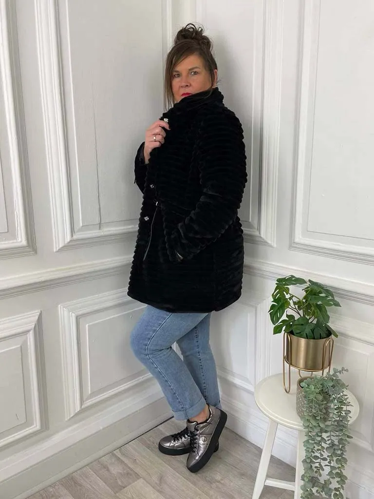 Malissa J Luxe Faux Fur Jacket - Black