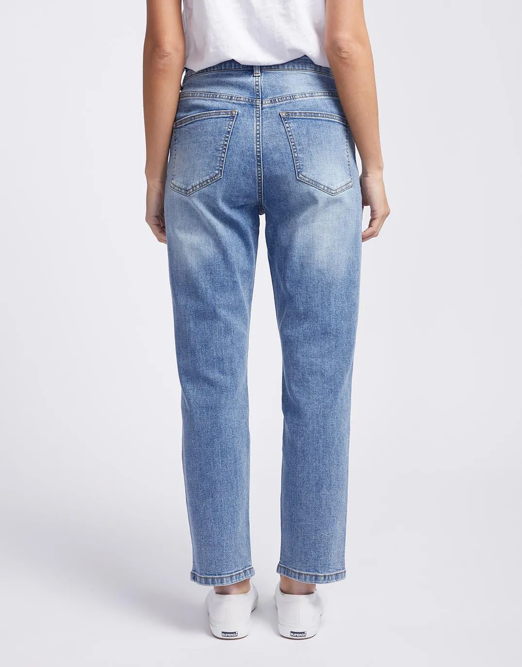 Noelle Straight Leg Jean - Distressed Blue