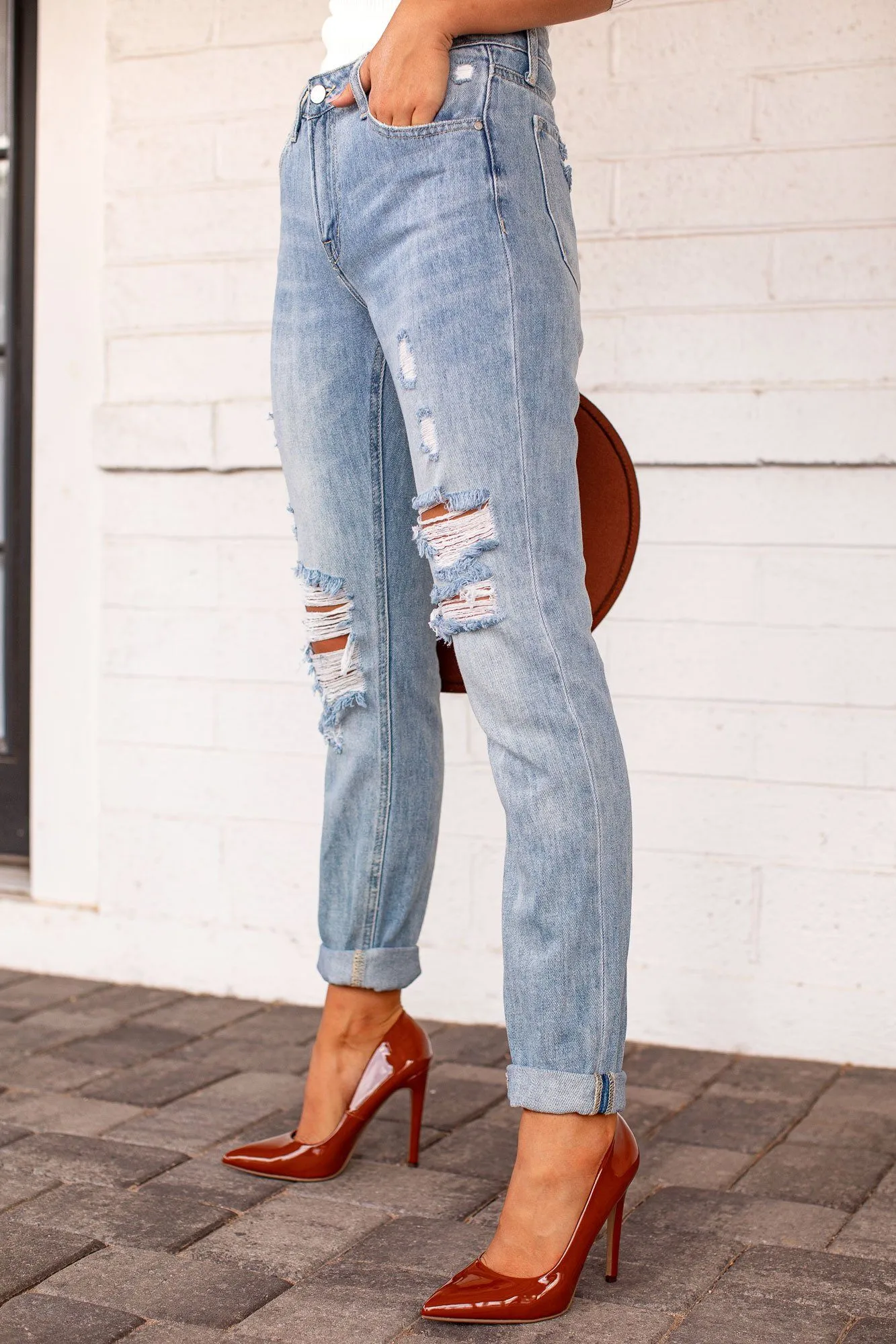 Nuna Light Wash Distressed Jeans