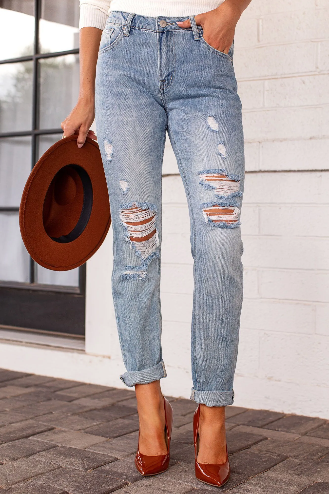 Nuna Light Wash Distressed Jeans