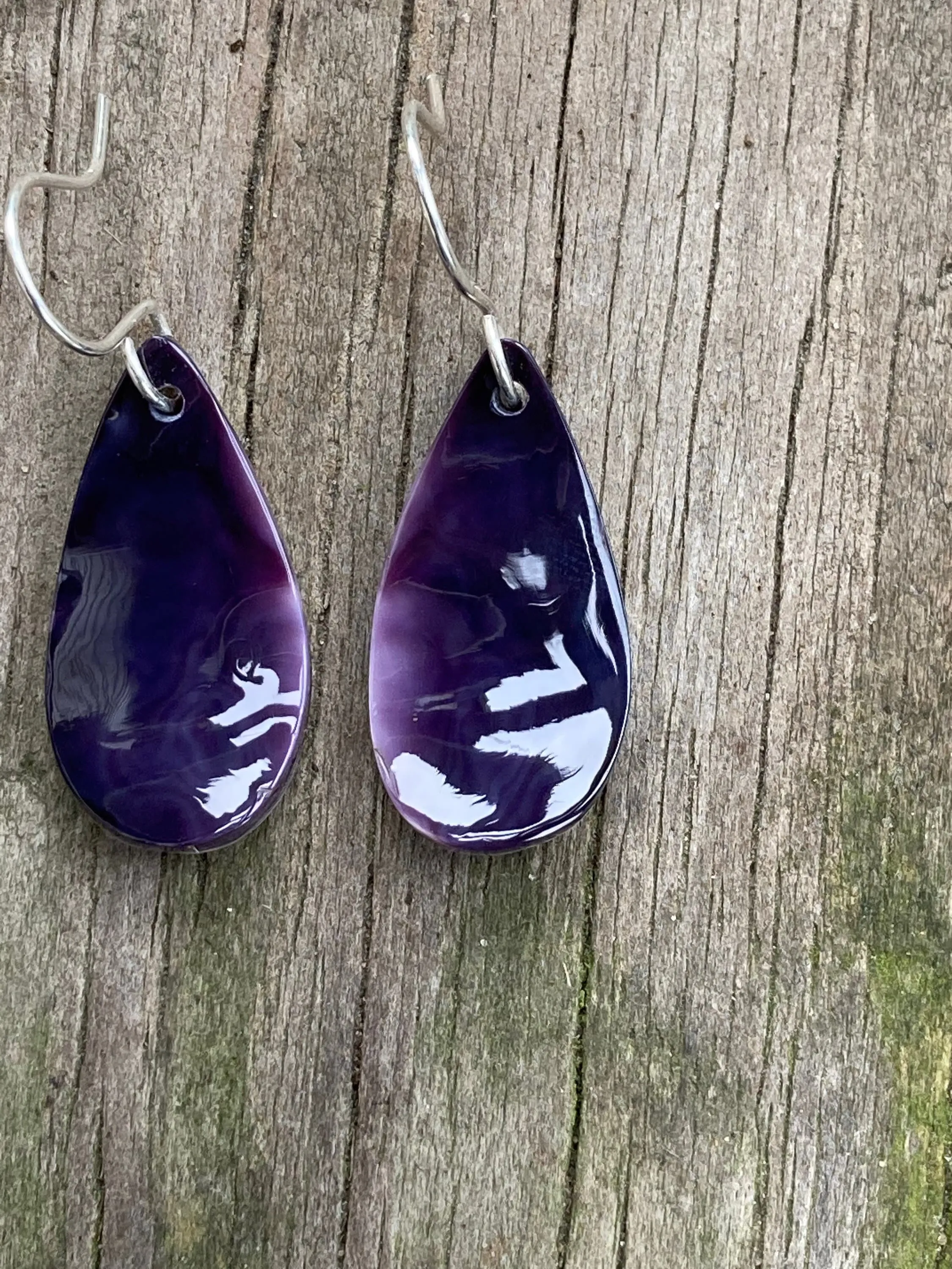 Wampum Deep Purple Tear Drop Earrings.