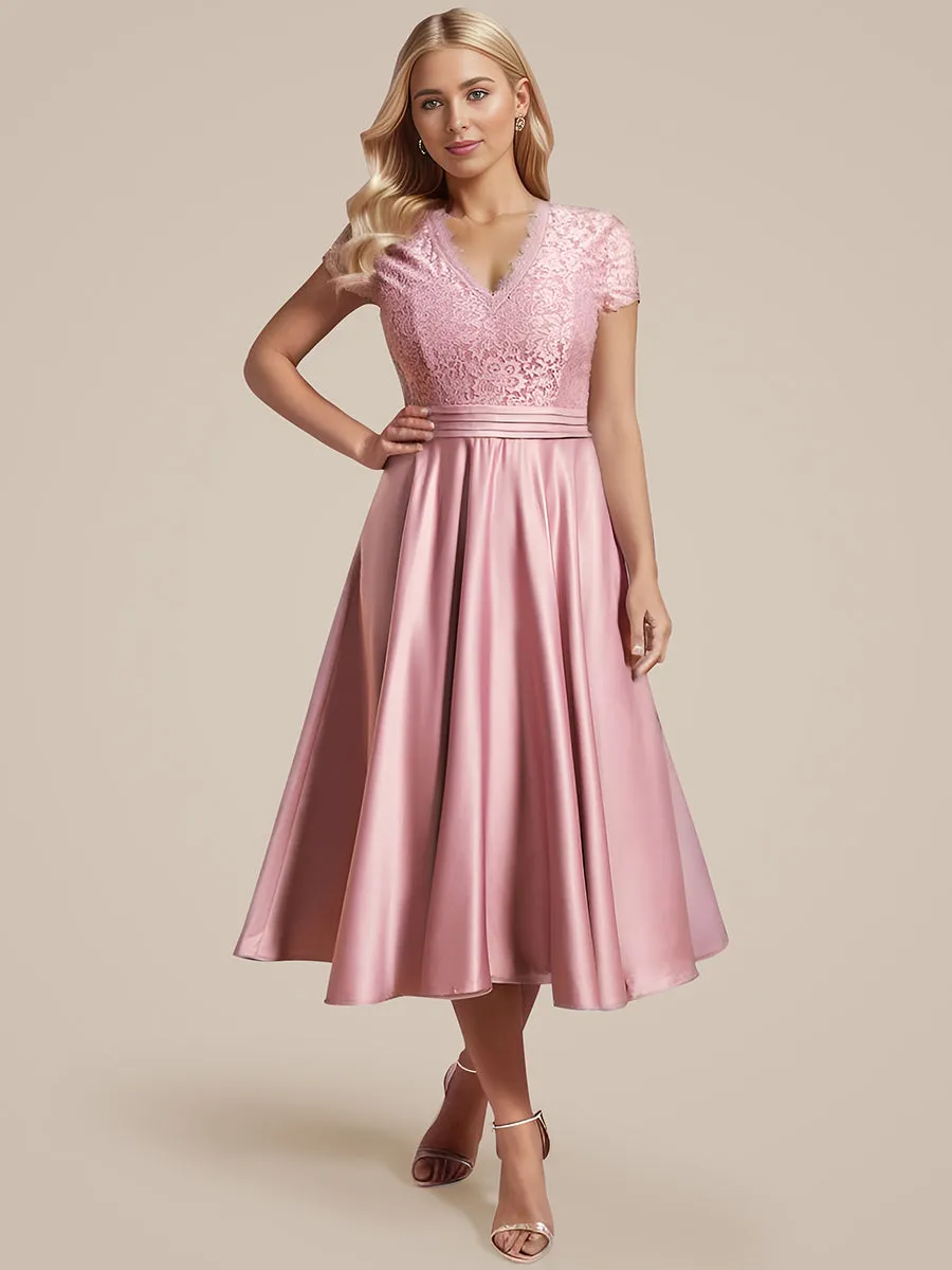 Women's Short Sleeves Knee-Length Wholesale Homecoming Cocktail Dresses